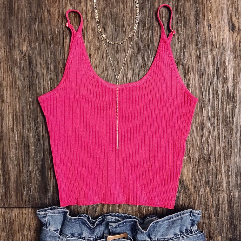 ‘KiKi’ Crop Top